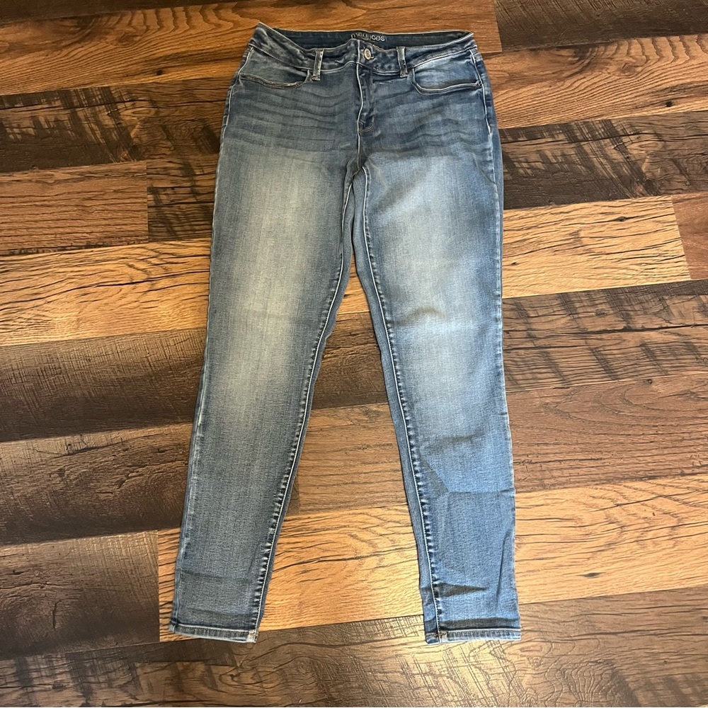 Maurices Mid Rise Jeggings